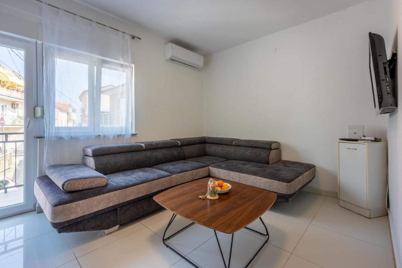 Apartment Robert Crikvenica Exterior foto